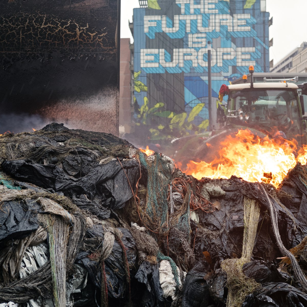 Mobilisation agricole : Blocages dans le quartier européen, la police&nbsp;dépassée