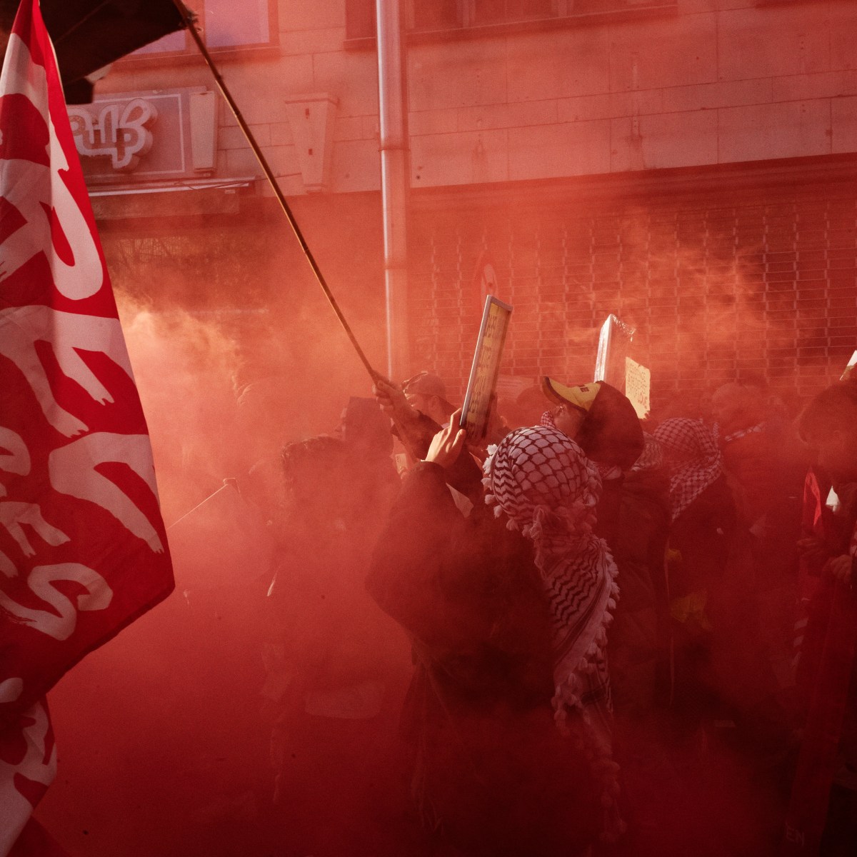Bruxelles : la police arrête violemment un palestinien en marge d&rsquo;une&nbsp;manifestation