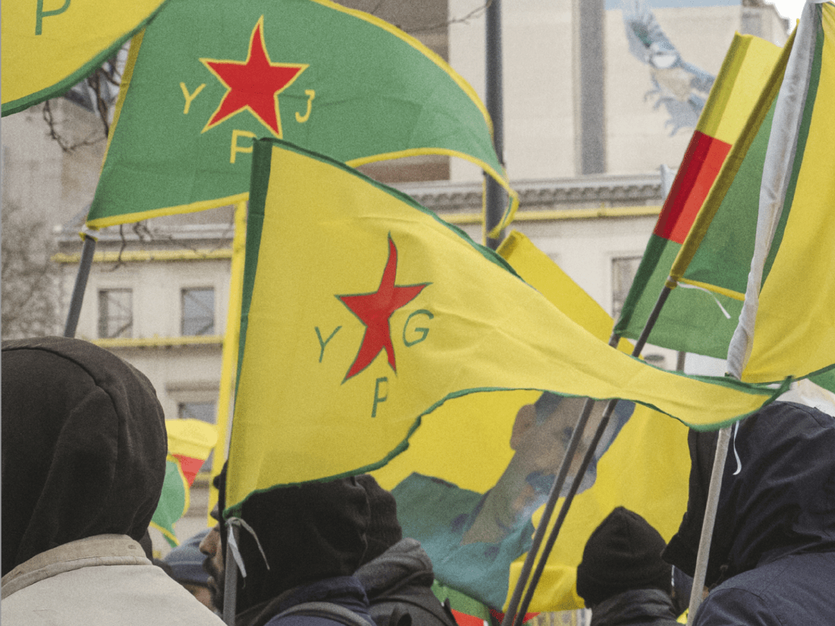 Bruxelles : la communauté kurde manifeste pour dénoncer les crimes de guerres commis par la&nbsp;Turquie