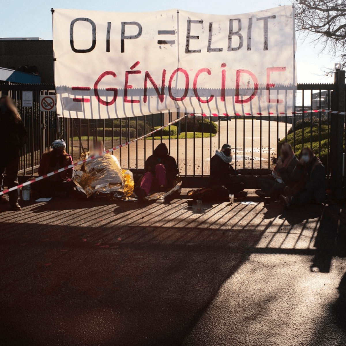 RÉPRESSION : DES ACTIVISTES POURSUIVI·ES POUR AVOIR BLOQUÉ UNE ENTREPRISE D’ARMEMENT ISRAÉLIENNE EN&nbsp;BELGIQUE