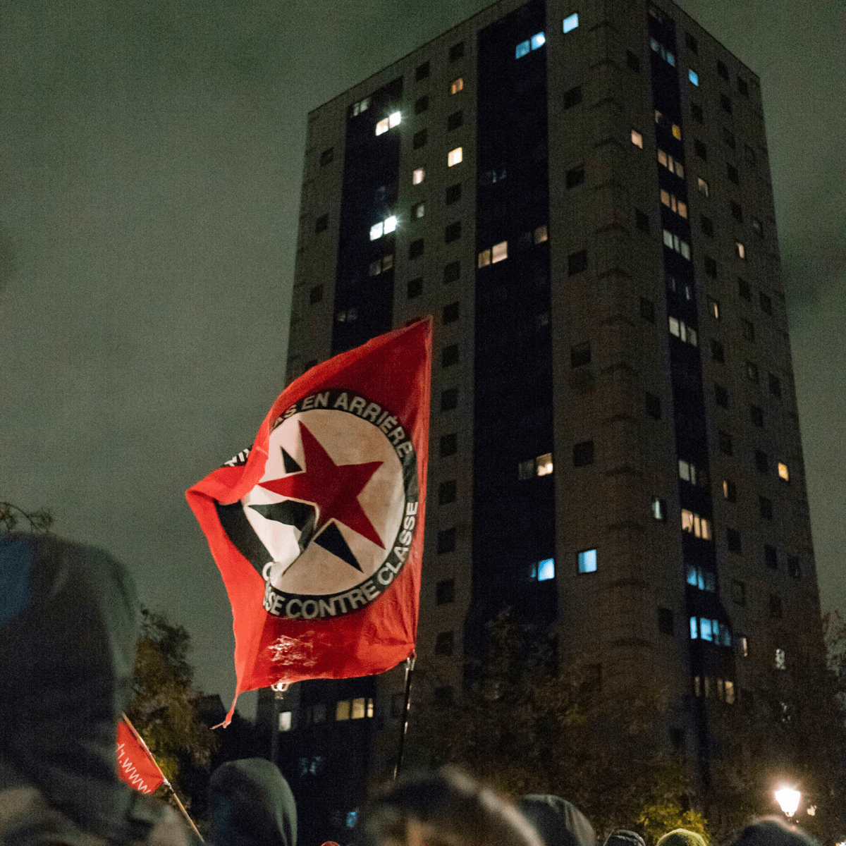 Bruxelles : près de 500 personnes manifestent contre la conférence du MR à&nbsp;Saint-Gilles