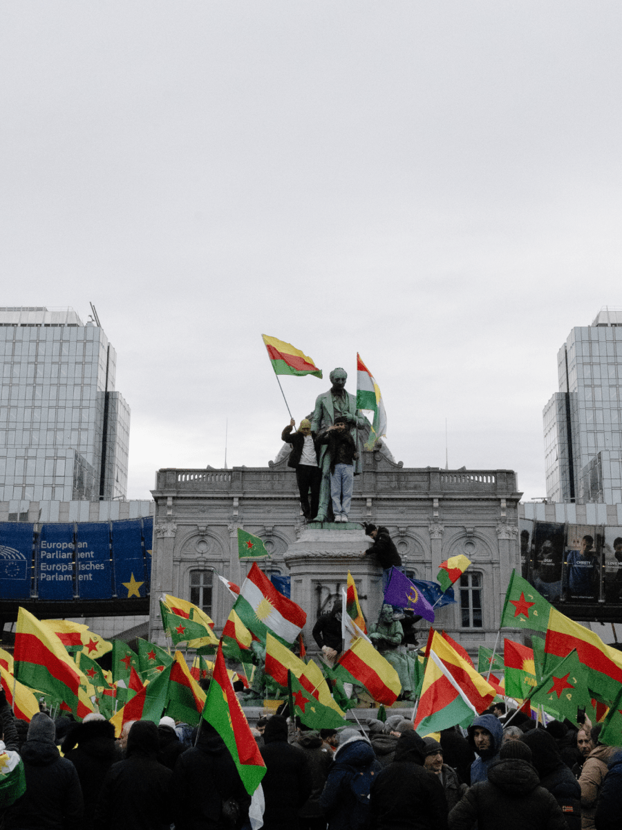 Anvers : La communauté kurde attaquée lors d’une manifestation, 6 personnes blessé·es dont deux&nbsp;grièvement