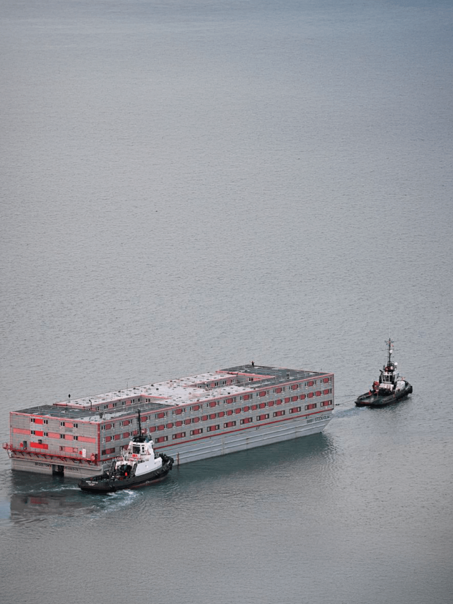 Prison : Avant le &laquo;&nbsp;masterplan&nbsp;&raquo;, le gouvernement a proposé de détenir des personnes sur un bateau et envoyer les détenus sans &laquo;&nbsp;titre de séjour&nbsp;&raquo; en&nbsp;Estonie